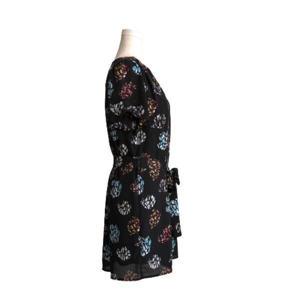 lr Black Floral Short Sleeve Sash Belt Split Neck Sheath Tunic Dress Size Small - Picture 5 of 13